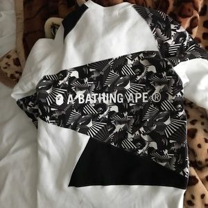 bape world gone mad crewneck
